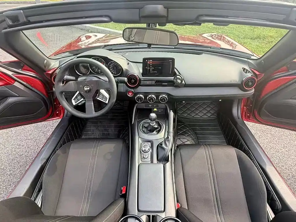 Mazda MX-5 — миниатюра 6