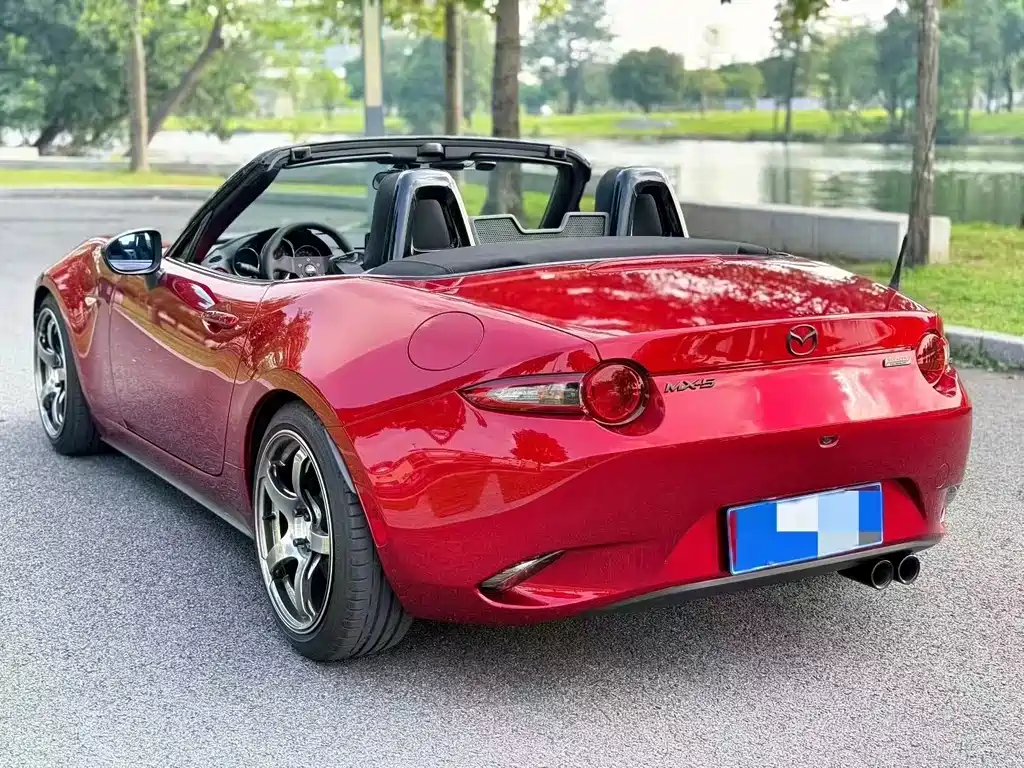 Mazda MX-5 — миниатюра 3