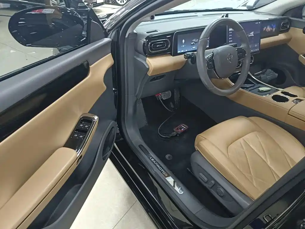 Leapmotor Leapmotor C01 — миниатюра 16