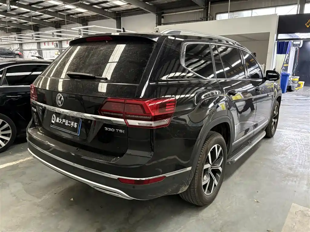 Volkswagen Teramont — миниатюра 9