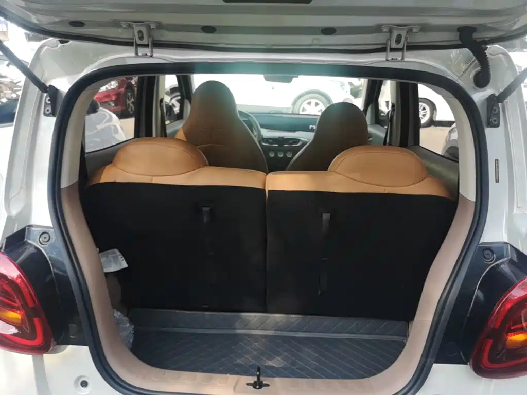 Wuling MINIEV — миниатюра 19