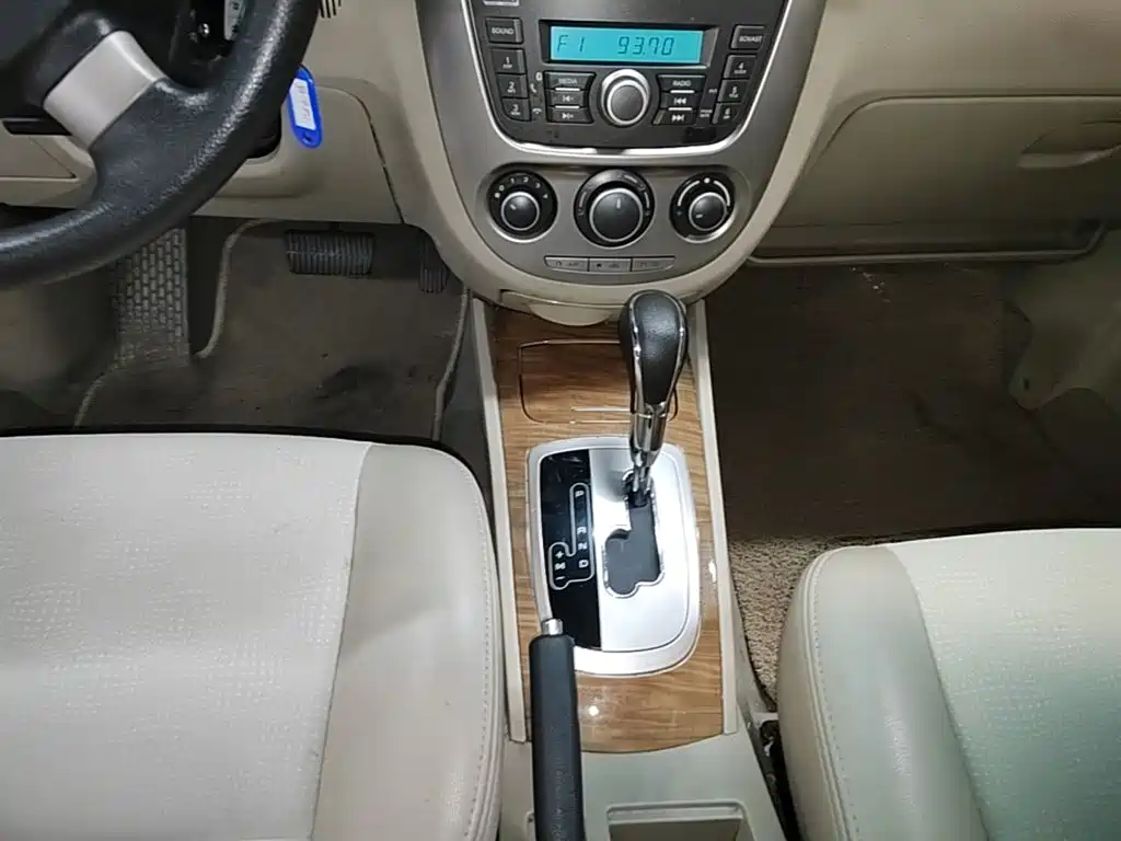 Buick Excelle — миниатюра 14