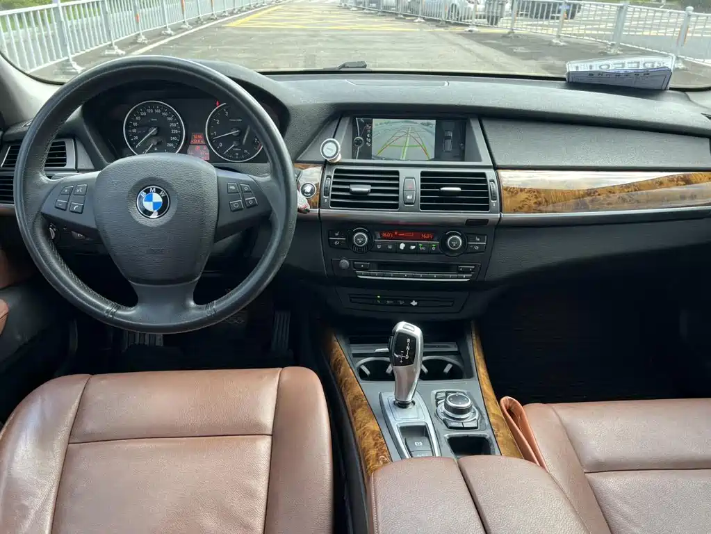 BMW X5 (Import) — миниатюра 4