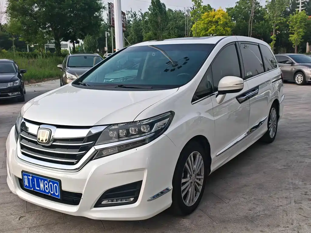 Купить Honda Elysion