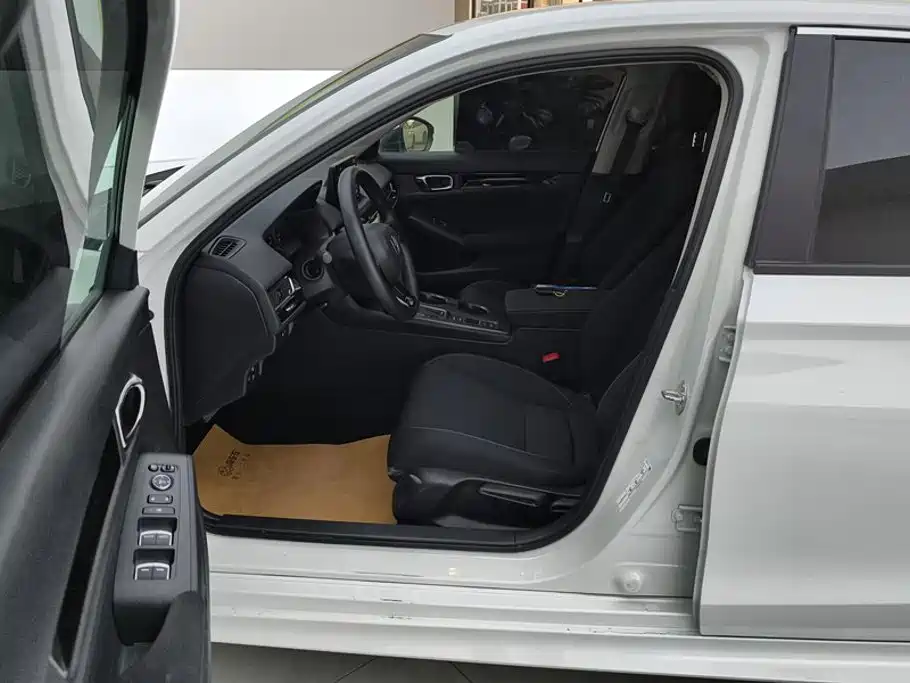 Honda Civic — миниатюра 9