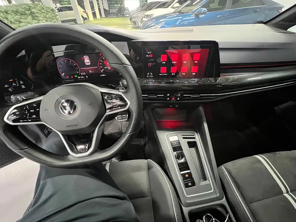 Volkswagen Golf — миниатюра 16