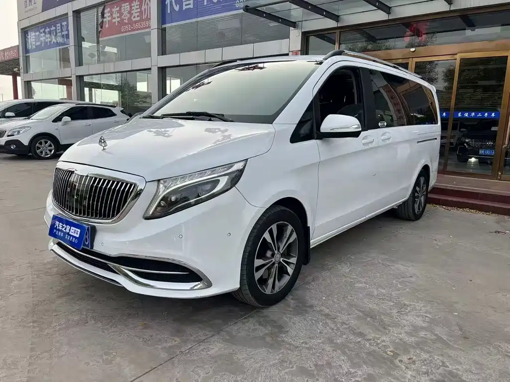 Mercedes-Benz V-Class 2017 V 260 Navigator Edition