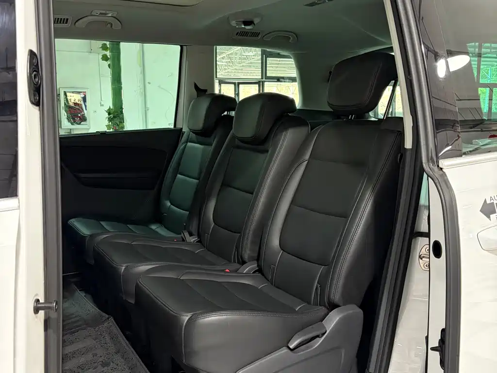 Volkswagen Sharan — миниатюра 10