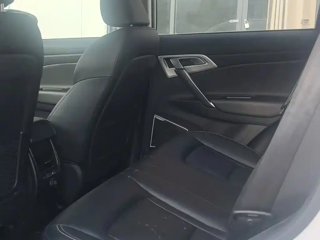 Geely Boyue — миниатюра 4