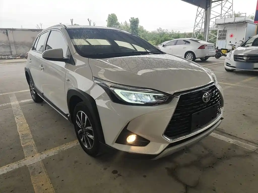 Toyota Yaris L — миниатюра 4