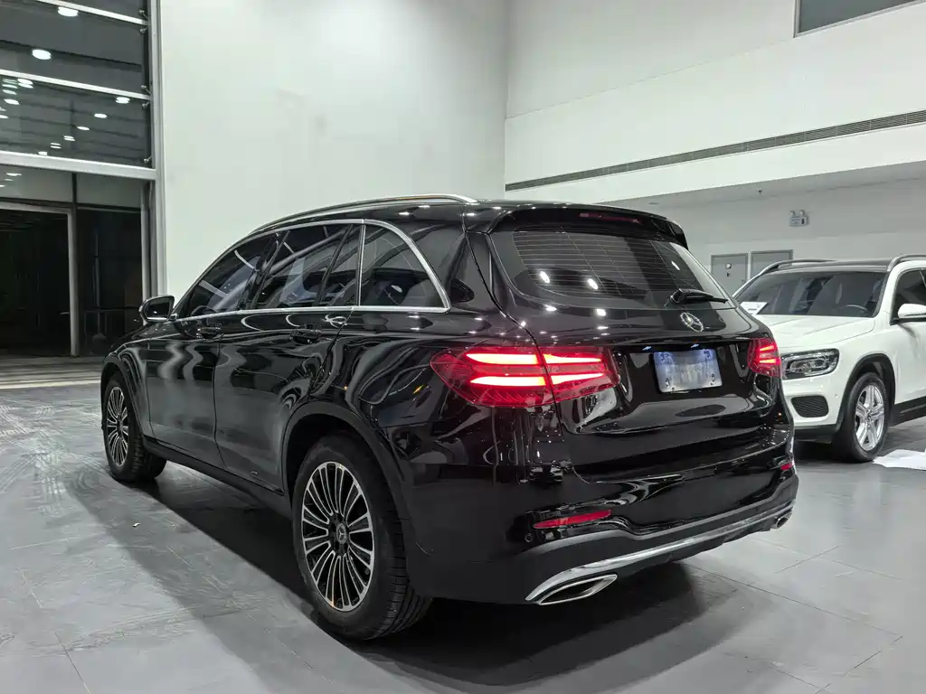 Mercedes-Benz GLC — миниатюра 13