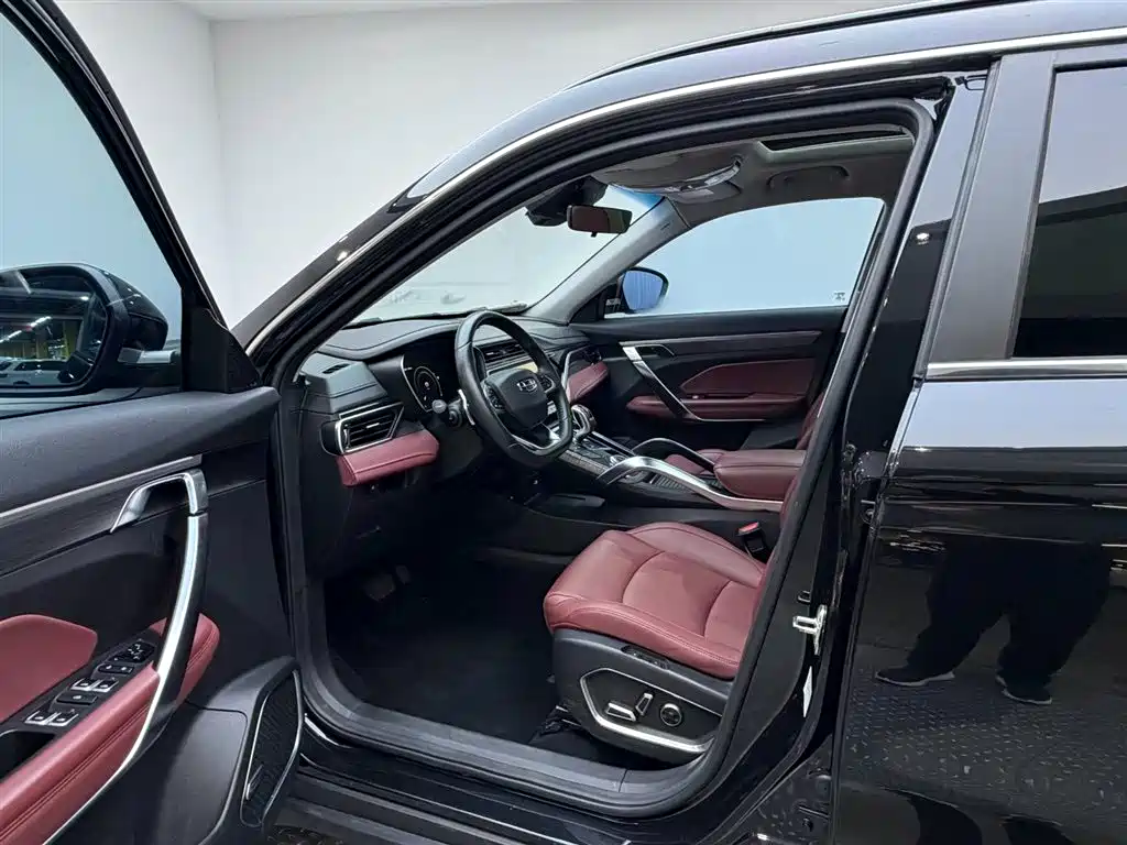 Geely Boyue 2022 X 1.8TD DCT