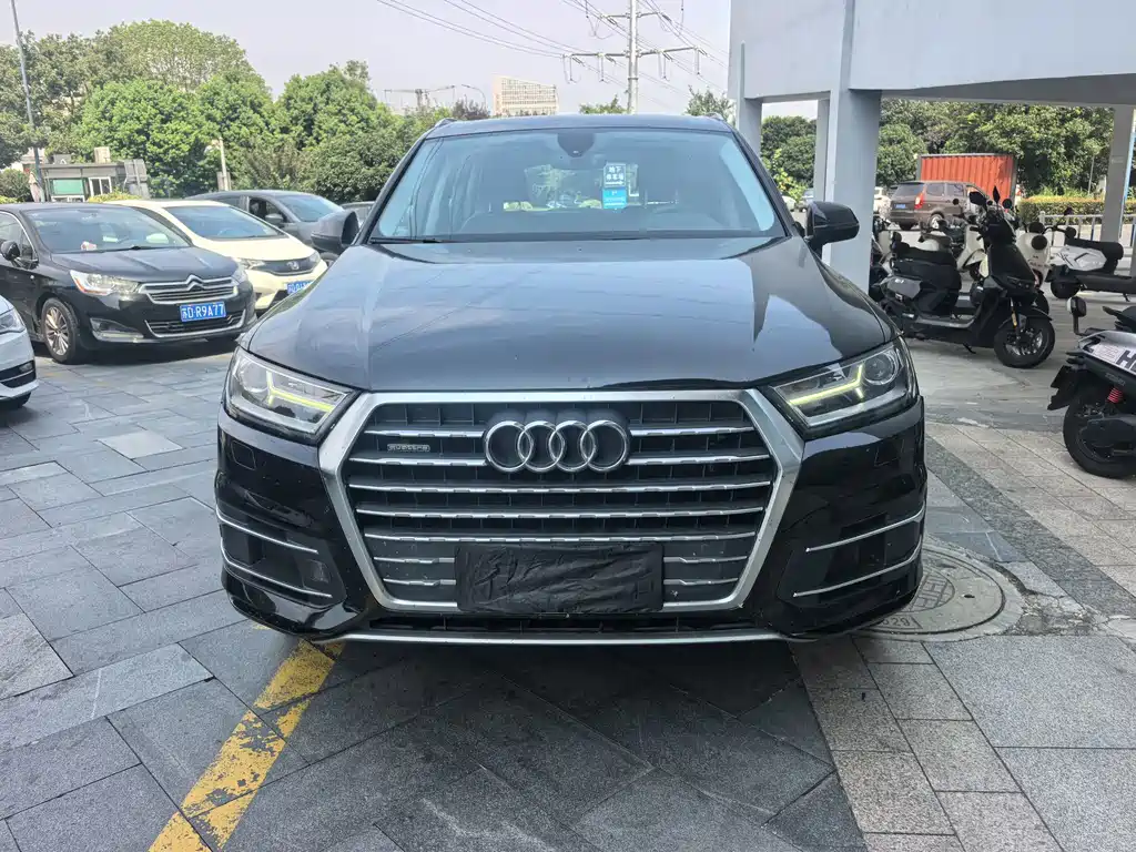 Audi Q7 — миниатюра 2