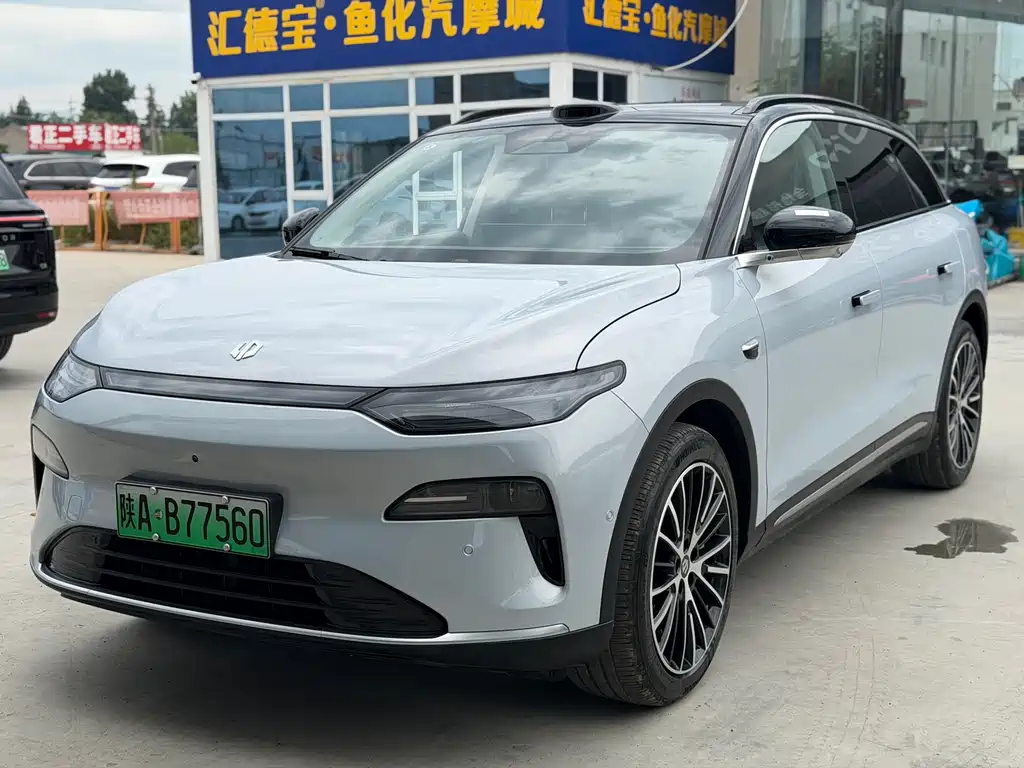 Leapmotor C11