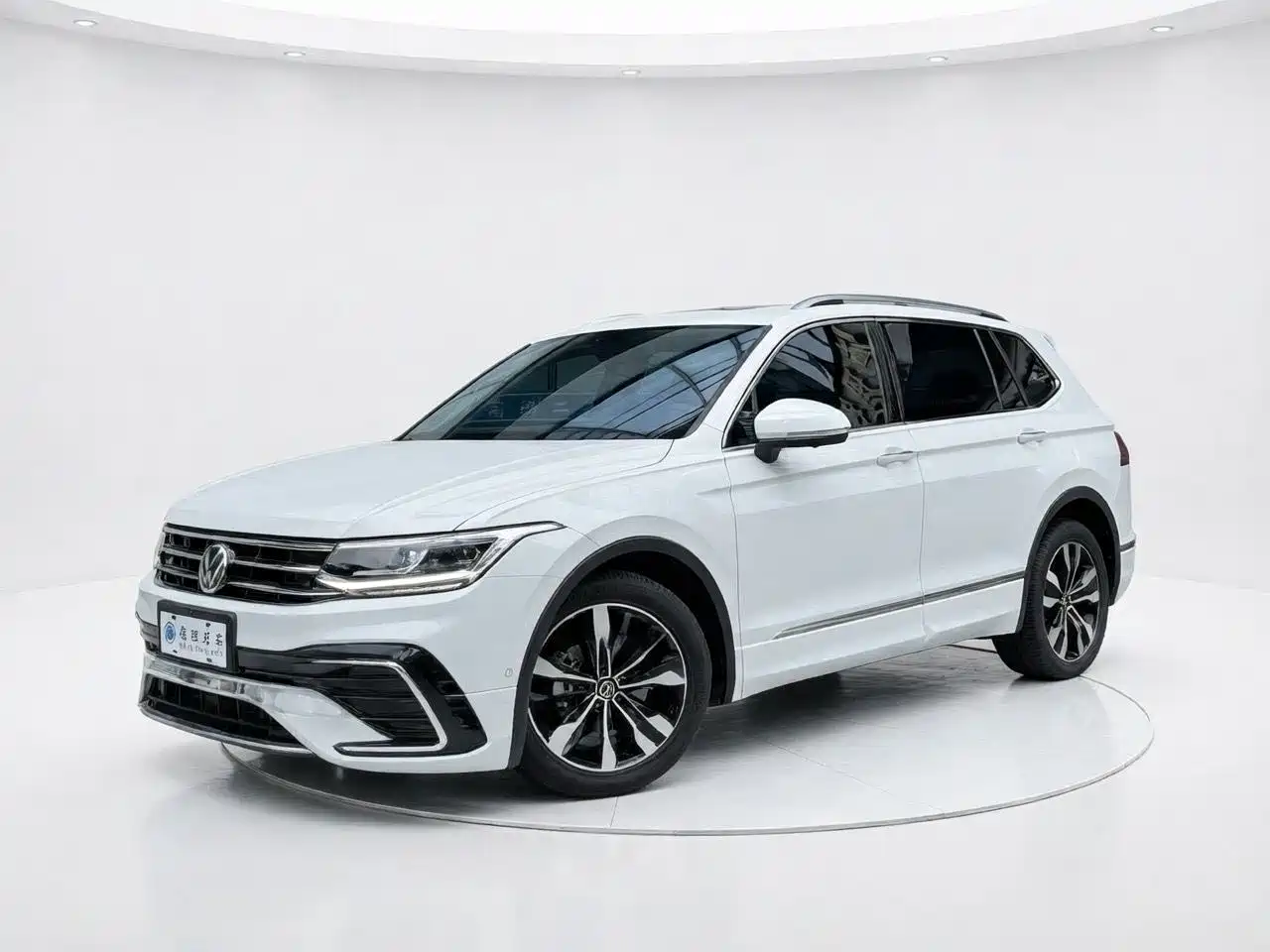 途观L 2025款 出众款 330TSI 自动两驱R-Line龙耀版 2025