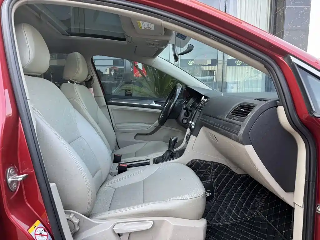 Volkswagen Golf — миниатюра 8
