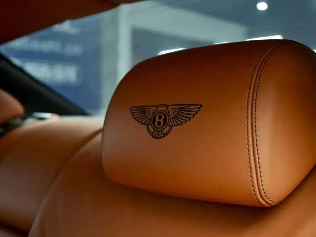 Bentley Flying Spur — миниатюра 19