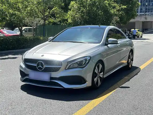 MERCEDES-BENZ CLA 2018