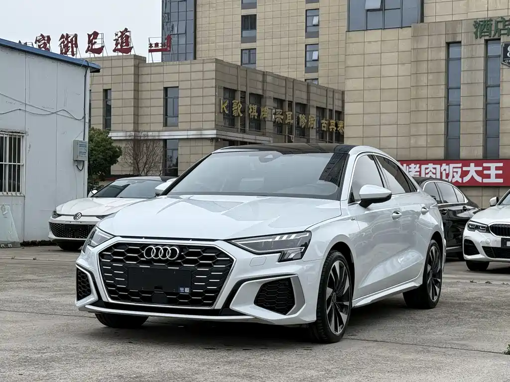 Купить Audi A3