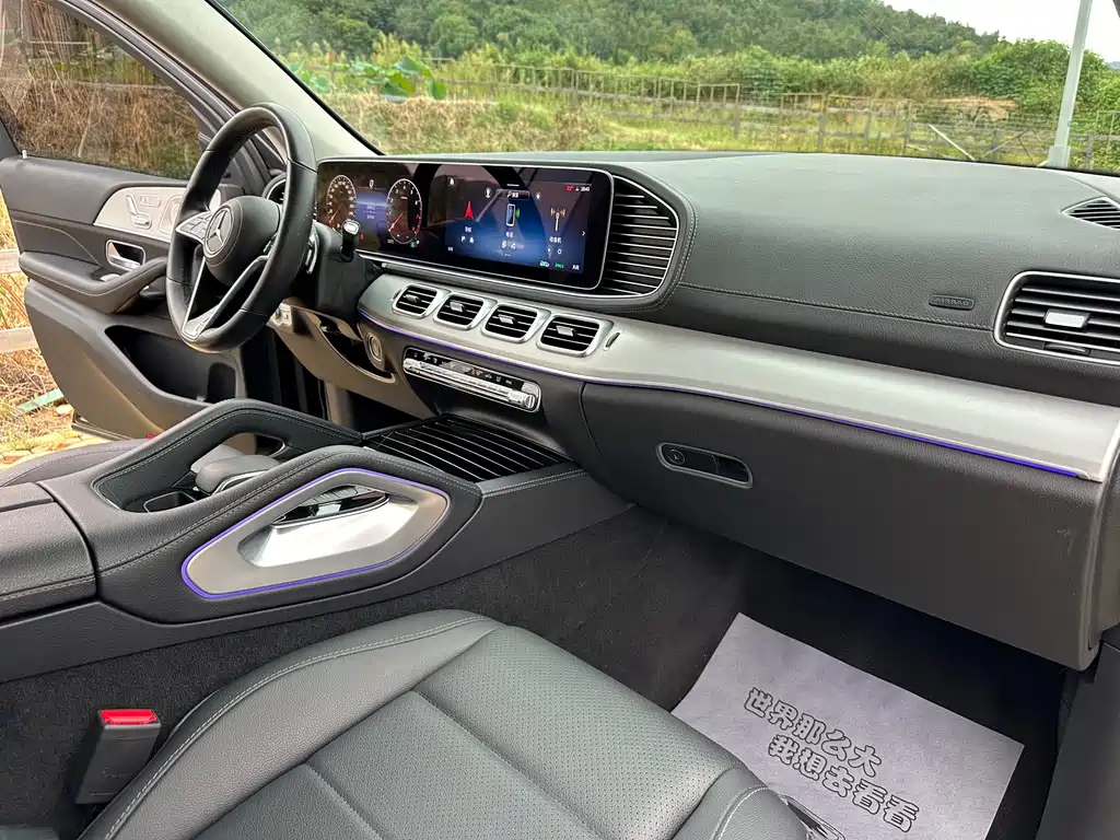 Mercedes-Benz GLE (Import) — миниатюра 10