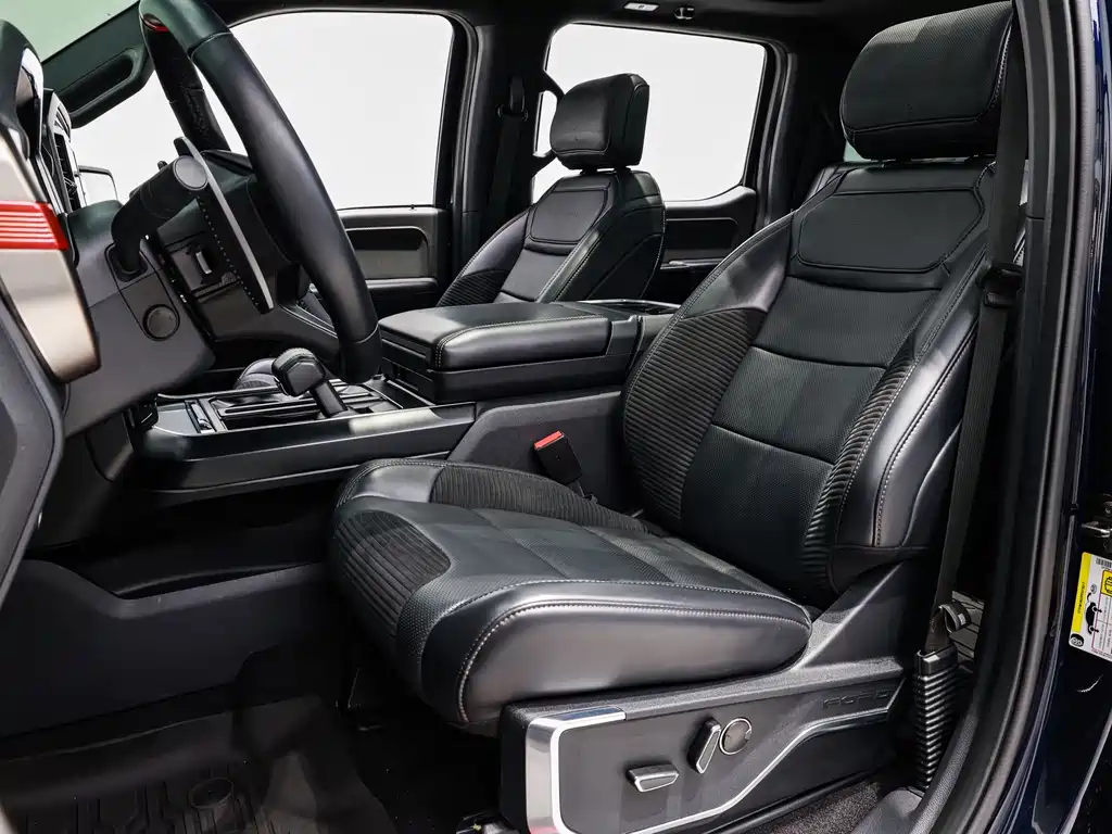 Ford F-150 Raptor — миниатюра 10