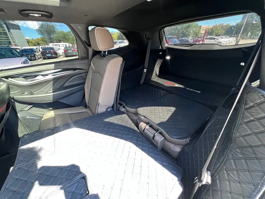 Buick Enclave — миниатюра 13