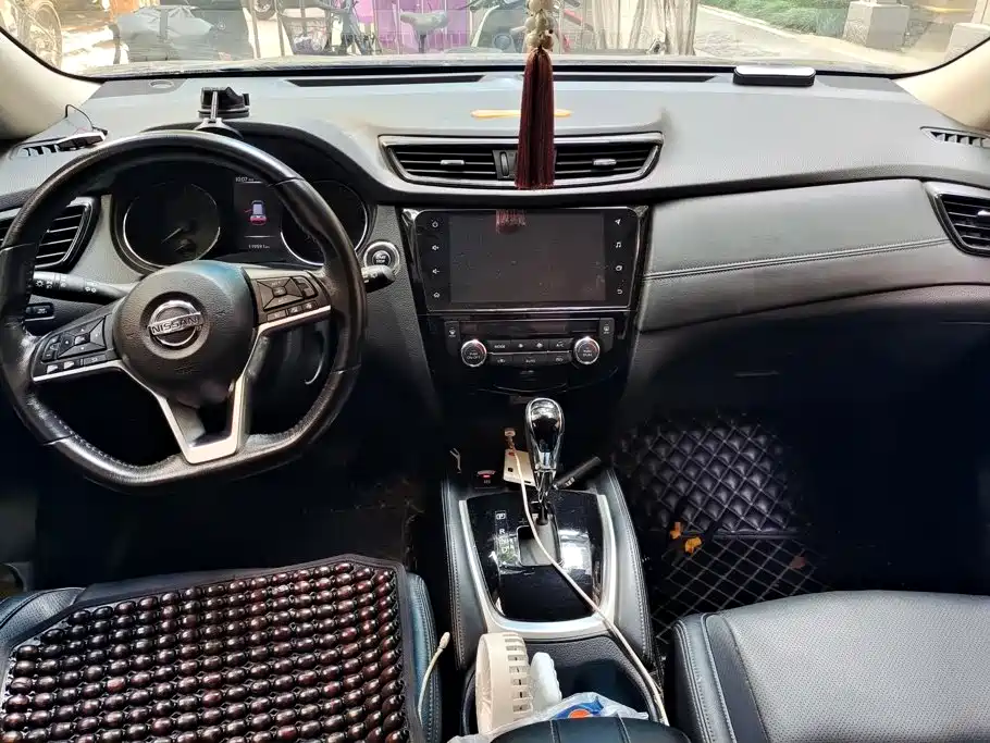 Nissan X-Trail — миниатюра 12