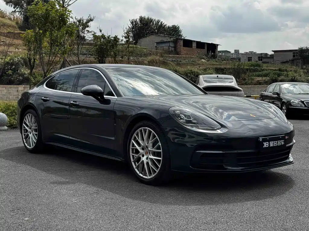 Porsche Panamera — миниатюра 3