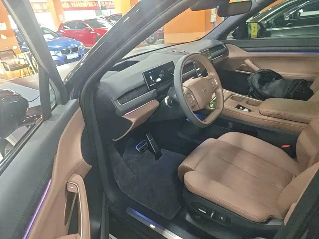 NIO ES8 — миниатюра 16