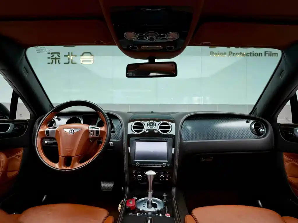 Bentley Flying Spur — миниатюра 11