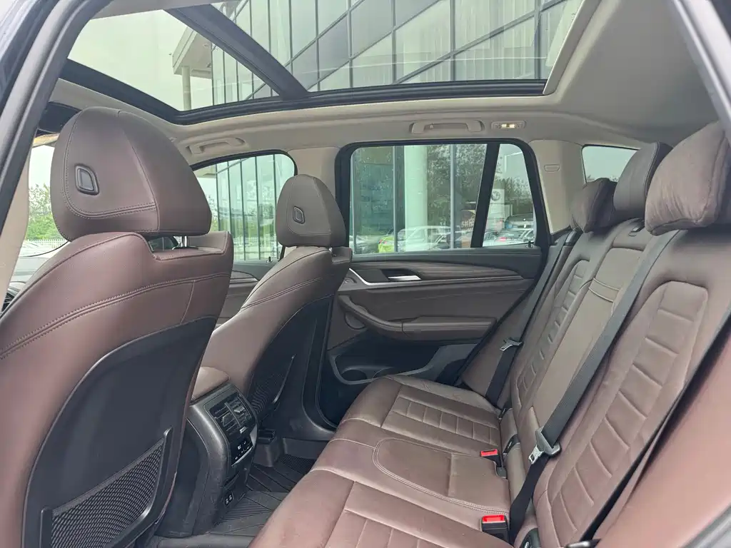 BMW X3 — миниатюра 7