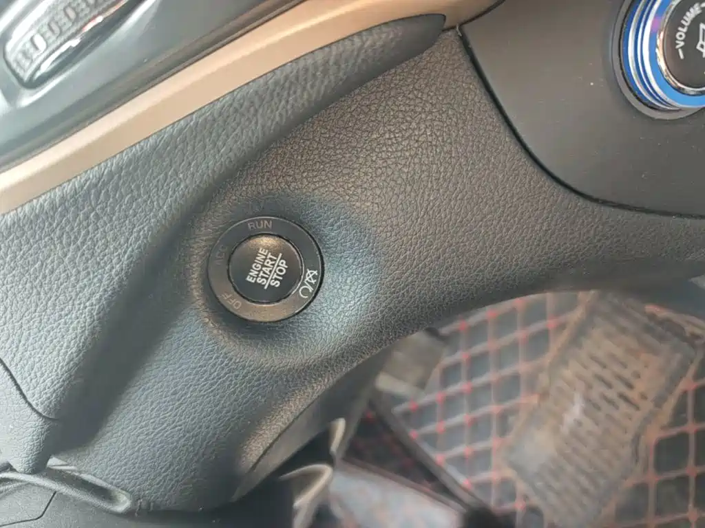 Jeep Cherokee — миниатюра 9