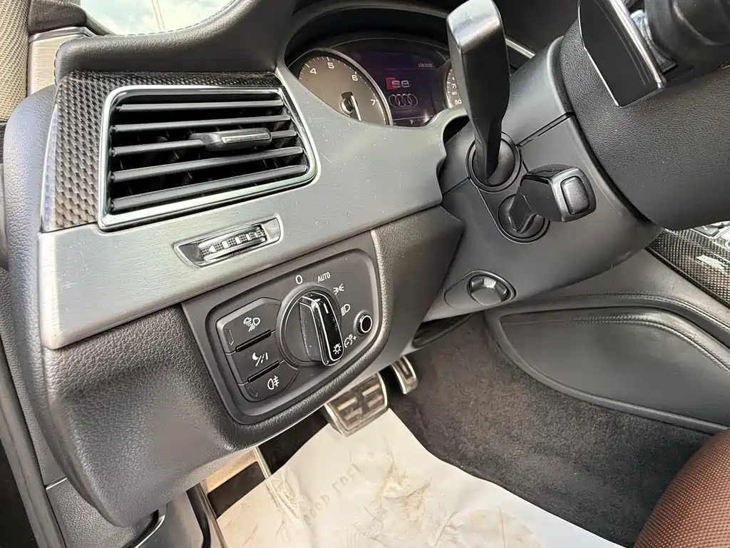 Audi S8 2014 S8 4.0TFSI quattro