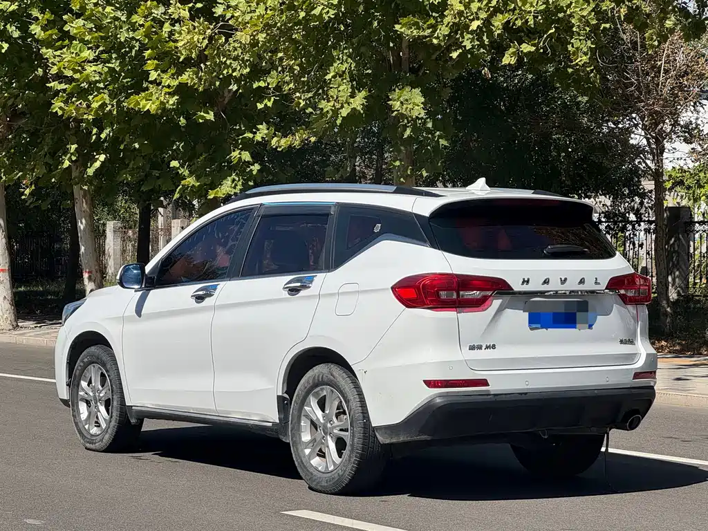 Haval M6 — миниатюра 4