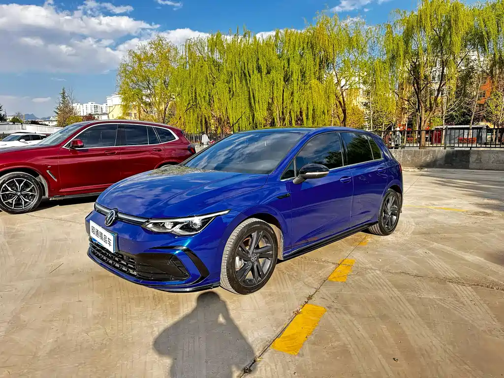Volkswagen Golf 2021