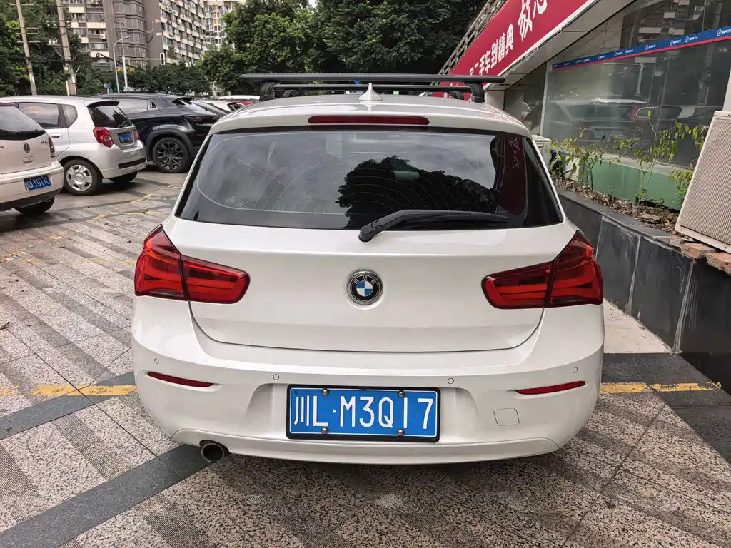 BMW 1 Series (Import) — миниатюра 4
