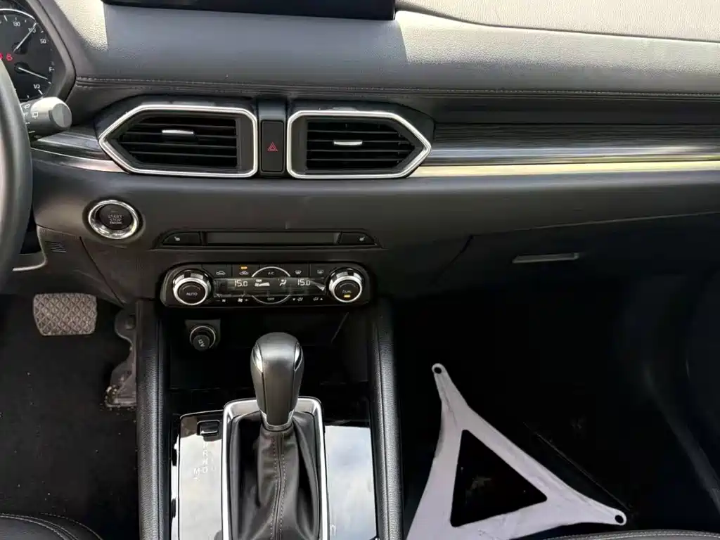 Mazda CX-5 2025 2.0L AT Pro