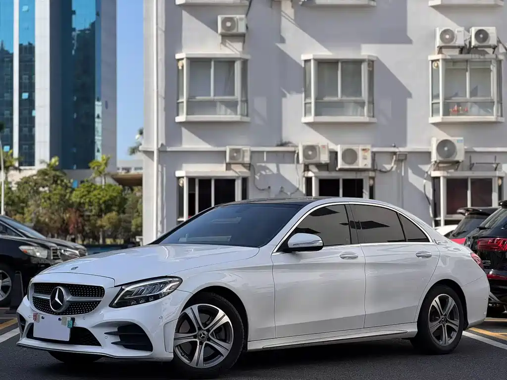 Mercedes-Benz C-Class 2021