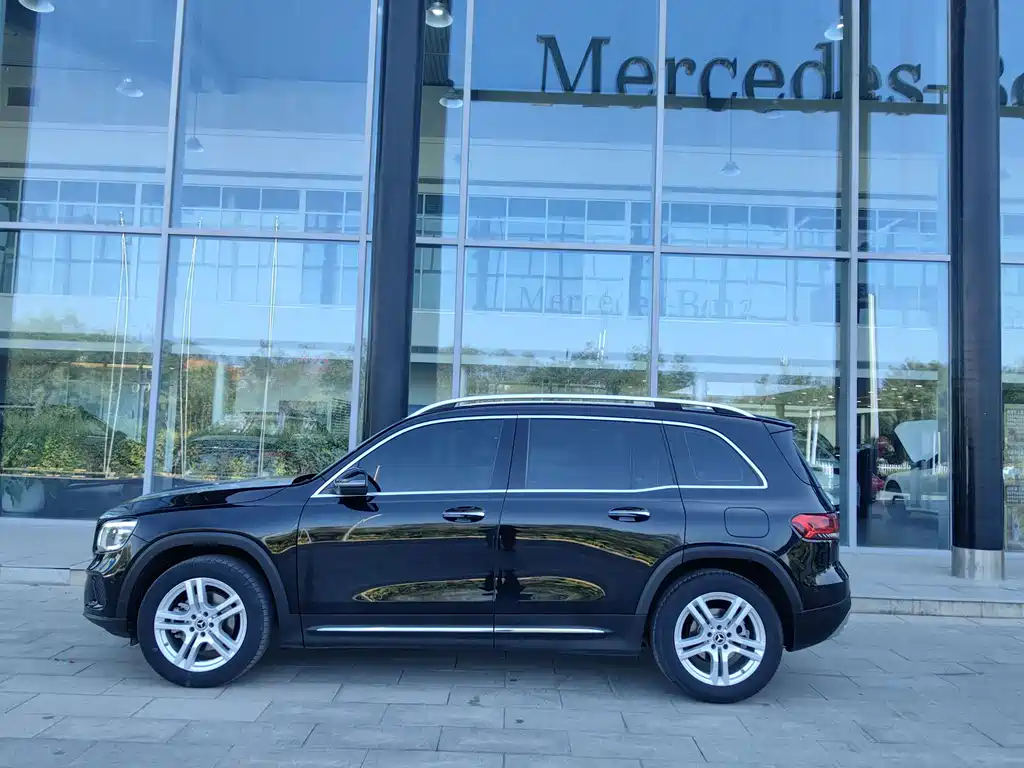 Mercedes-Benz GLB — миниатюра 3