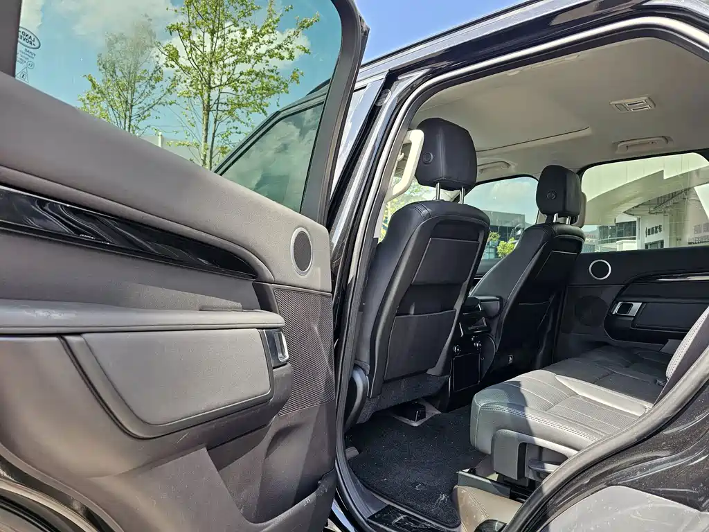 Land Rover Discovery — миниатюра 16