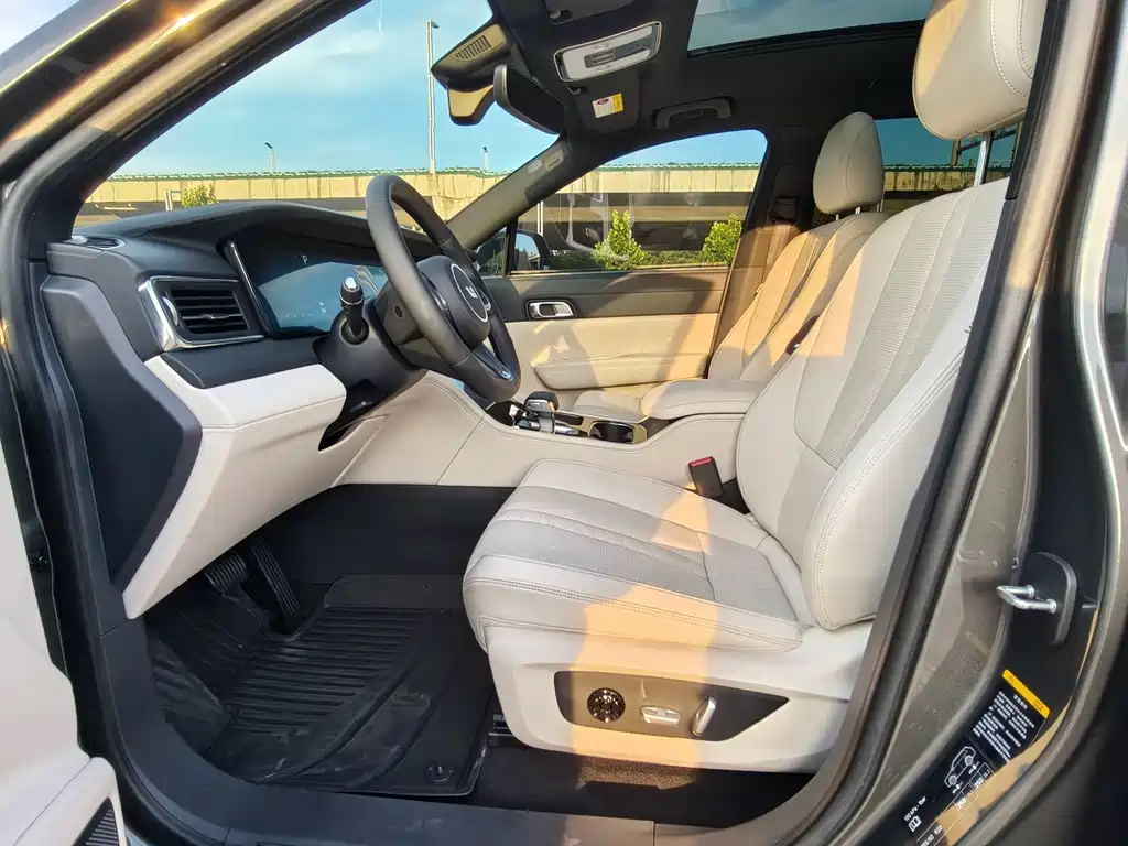 Li Auto Li ONE — миниатюра 15