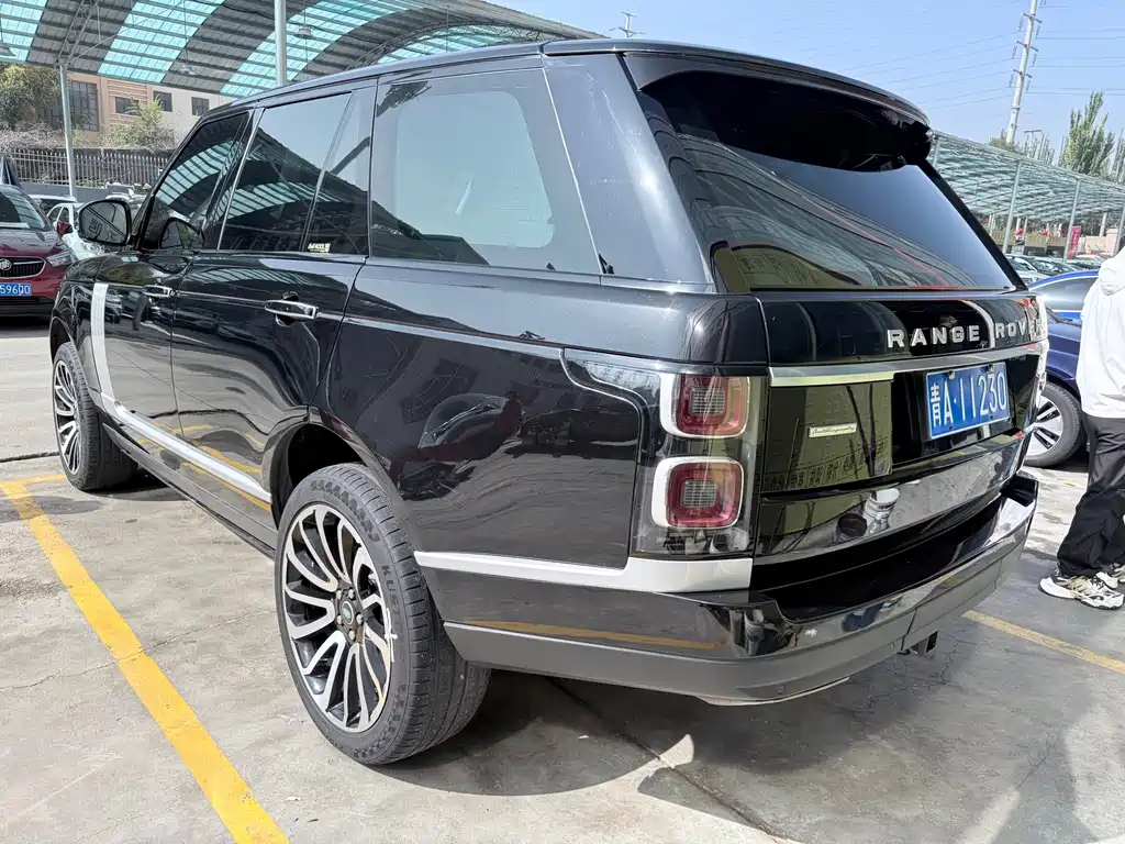 Land Rover Range Rover — миниатюра 16