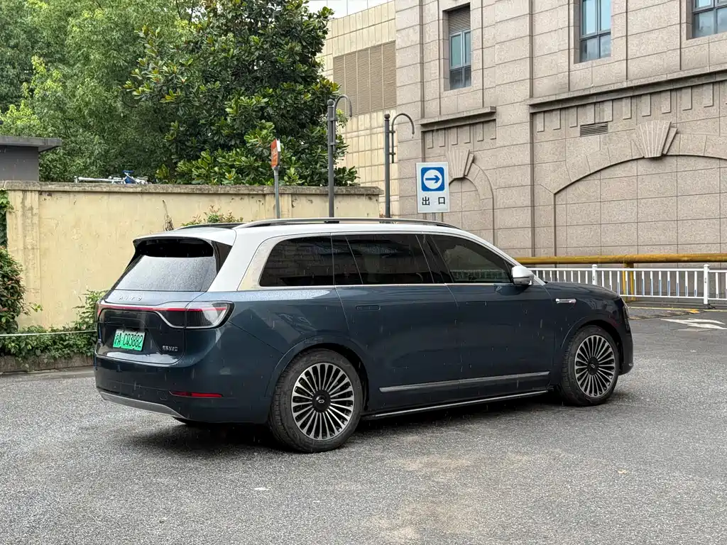 Aito M9 2024 Ultra 100kWh 6 мест