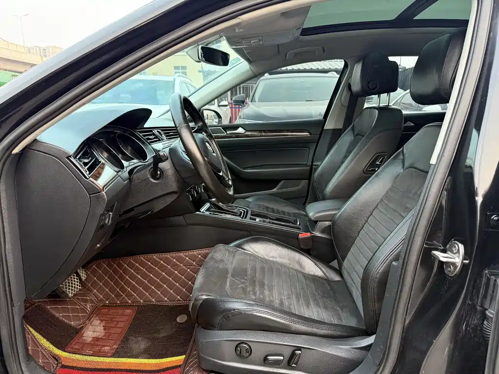 Volkswagen Magotan 2017 330TSI DSG Lead