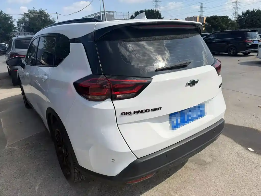Chevrolet Volando — миниатюра 5