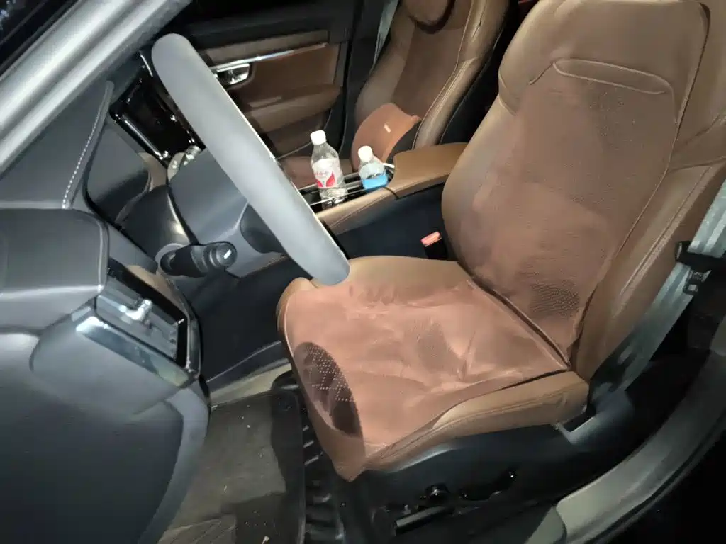 Volvo S90 — миниатюра 16