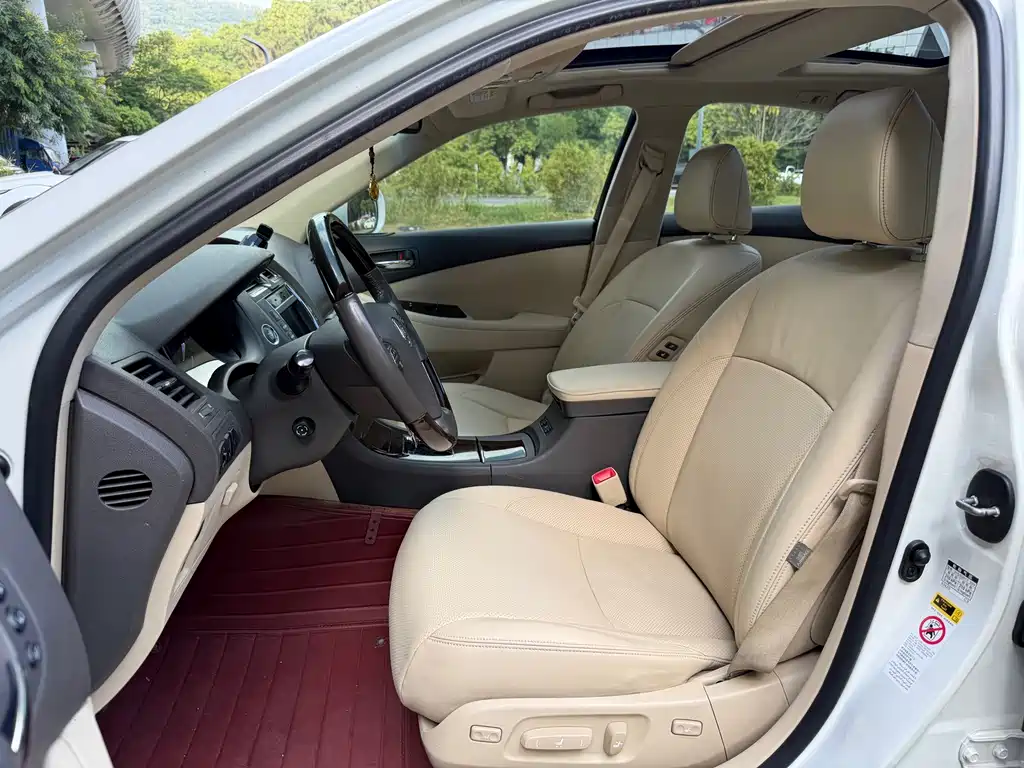 Lexus ES — миниатюра 4