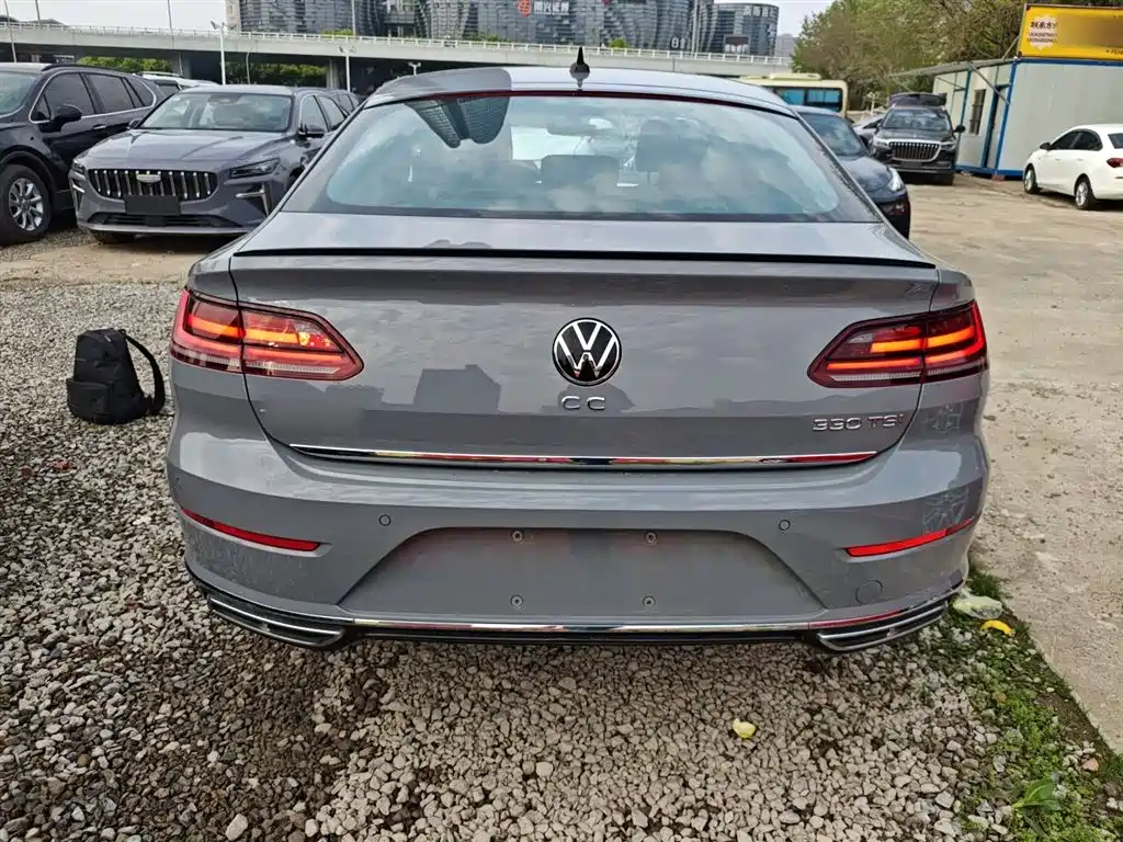 Volkswagen FAW - Passat CC CC 2025 330TSI