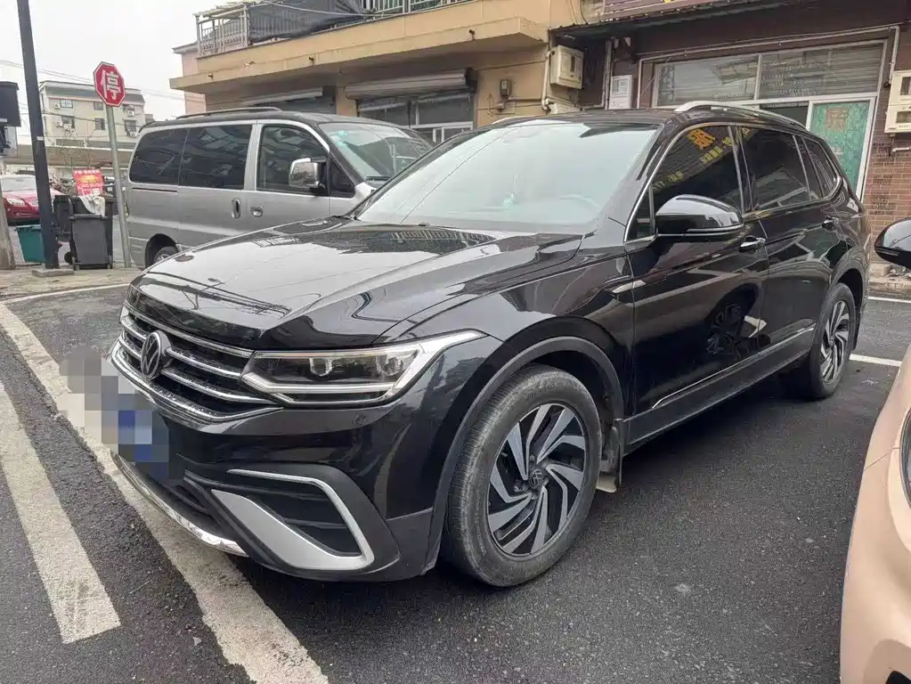 Volkswagen Tiguan L 2023