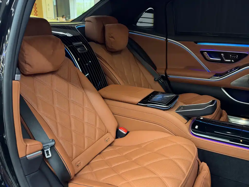 Mercedes-Benz S-Class — миниатюра 14